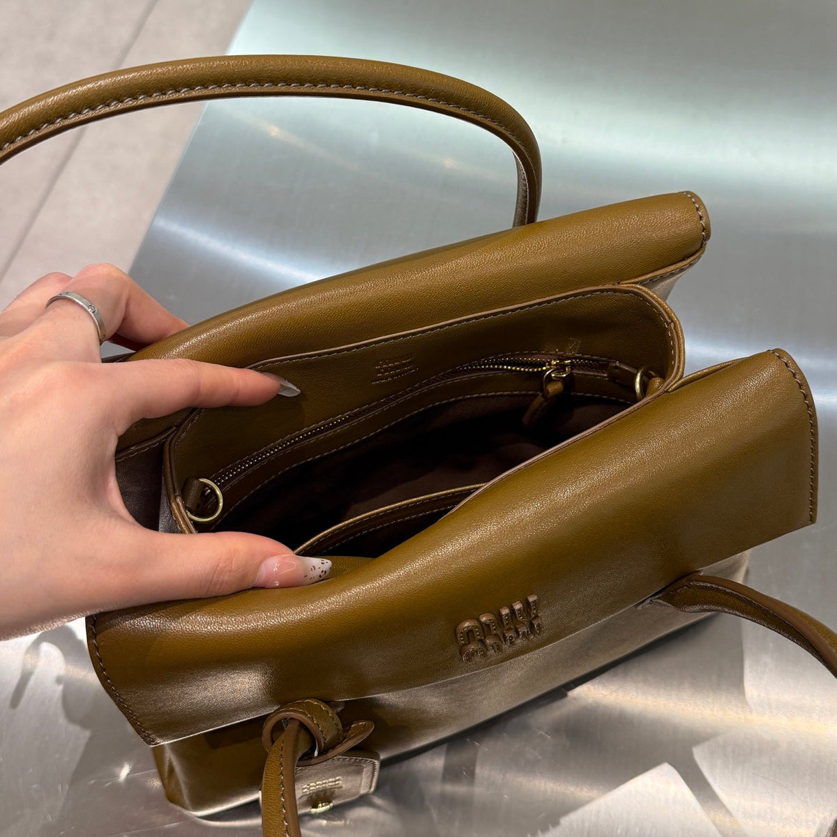 MiuMiu 2026 Solitaire Bag 29cm Leather