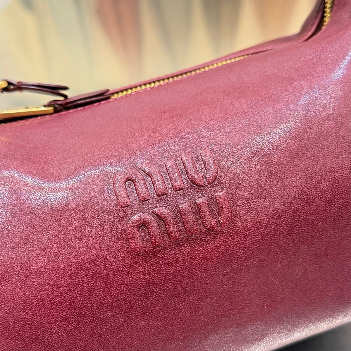 MiuMiu 2026 Amaranth Spirit Bag 22cm Suede Leather