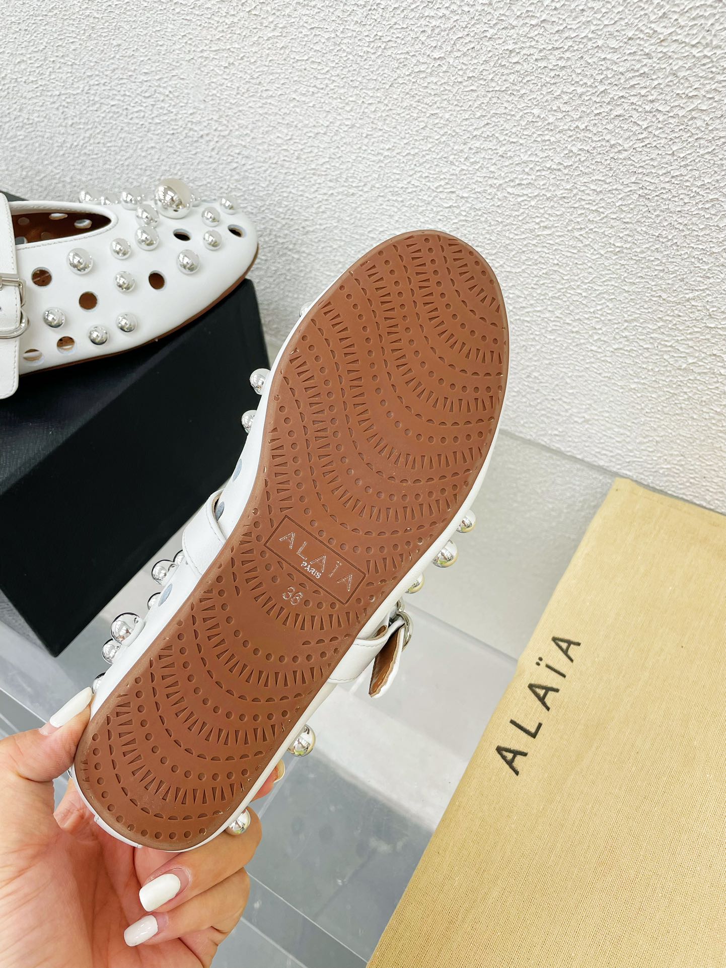 Alaila Ballet Flats In White Lambskin Beaded  897248