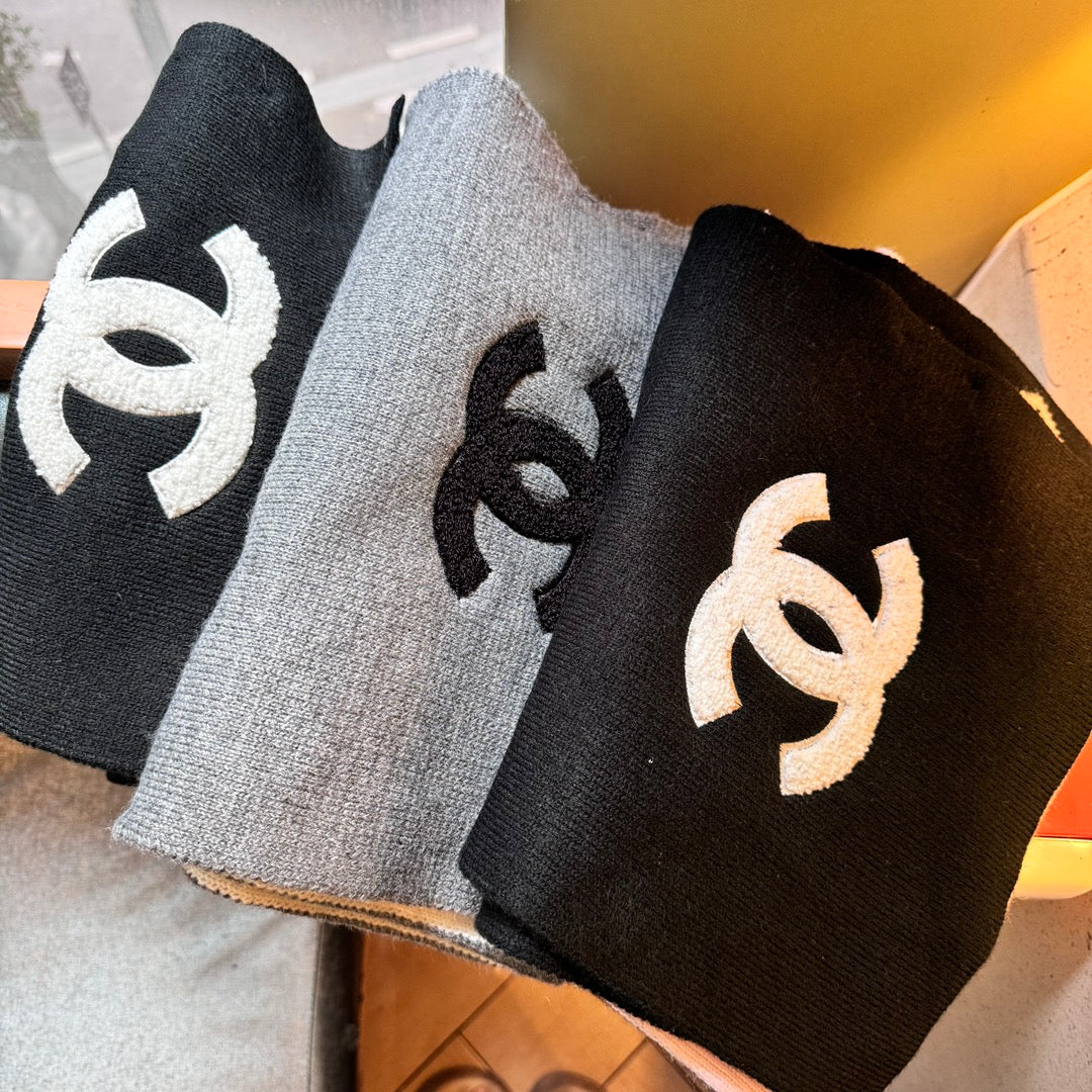 CC Scarf 180 CM In Black Mix White Wool 421511