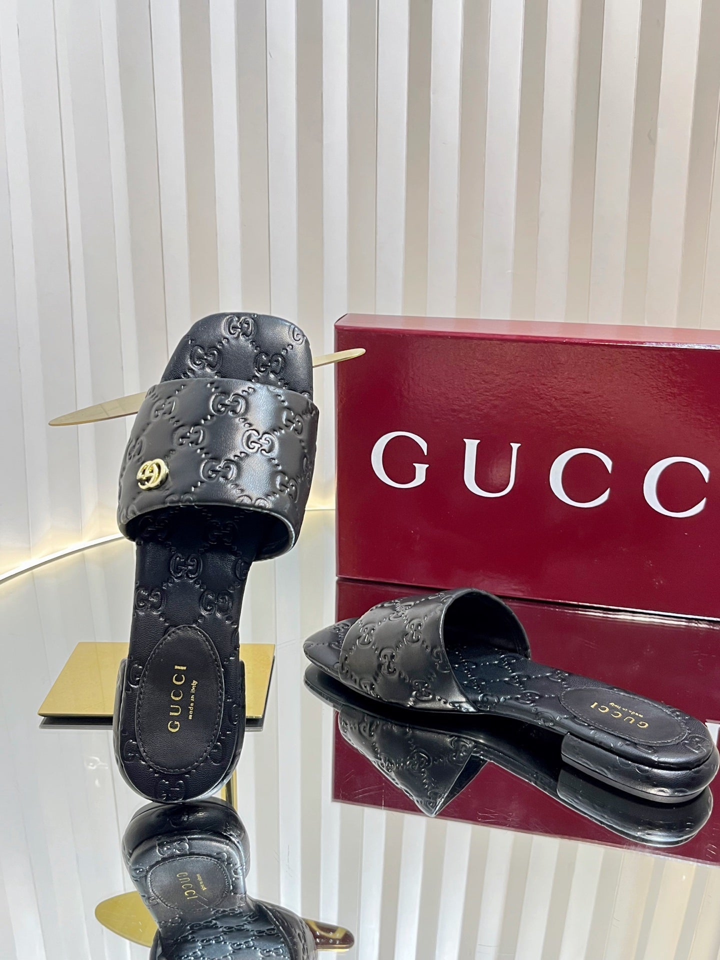 GC Double G Slide Sandals Black Embossed Leather 294636