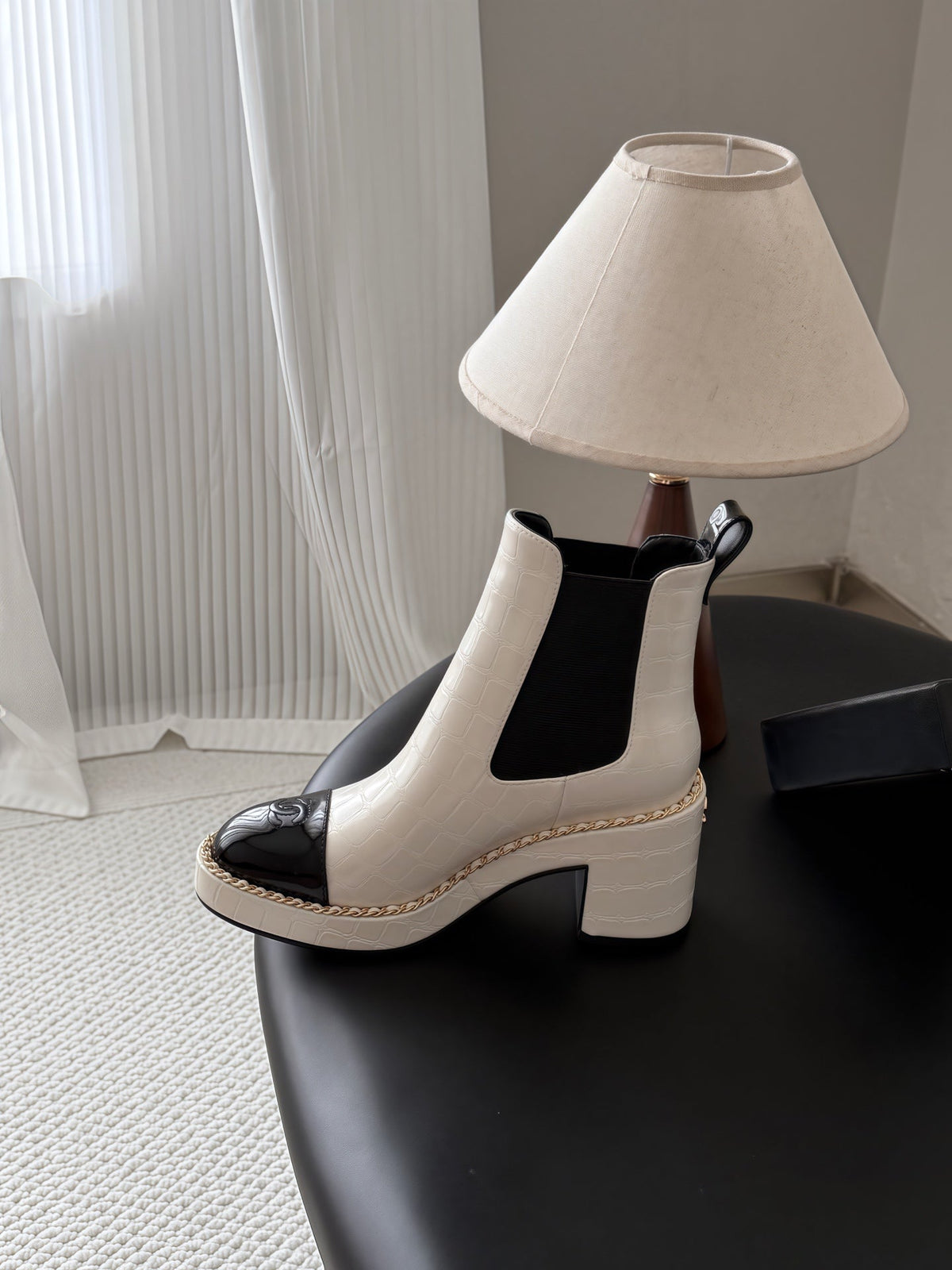 Chanel 2026 Crocodile-Embossed Chelsea Boots 80mm Patent Leather 122420