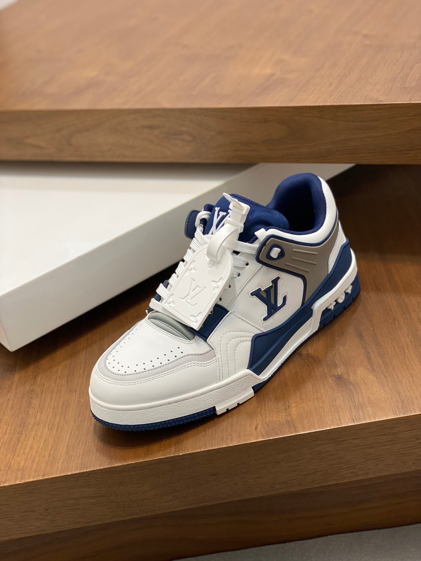 LV TRAINER  BLUE WHITE SNEAKER