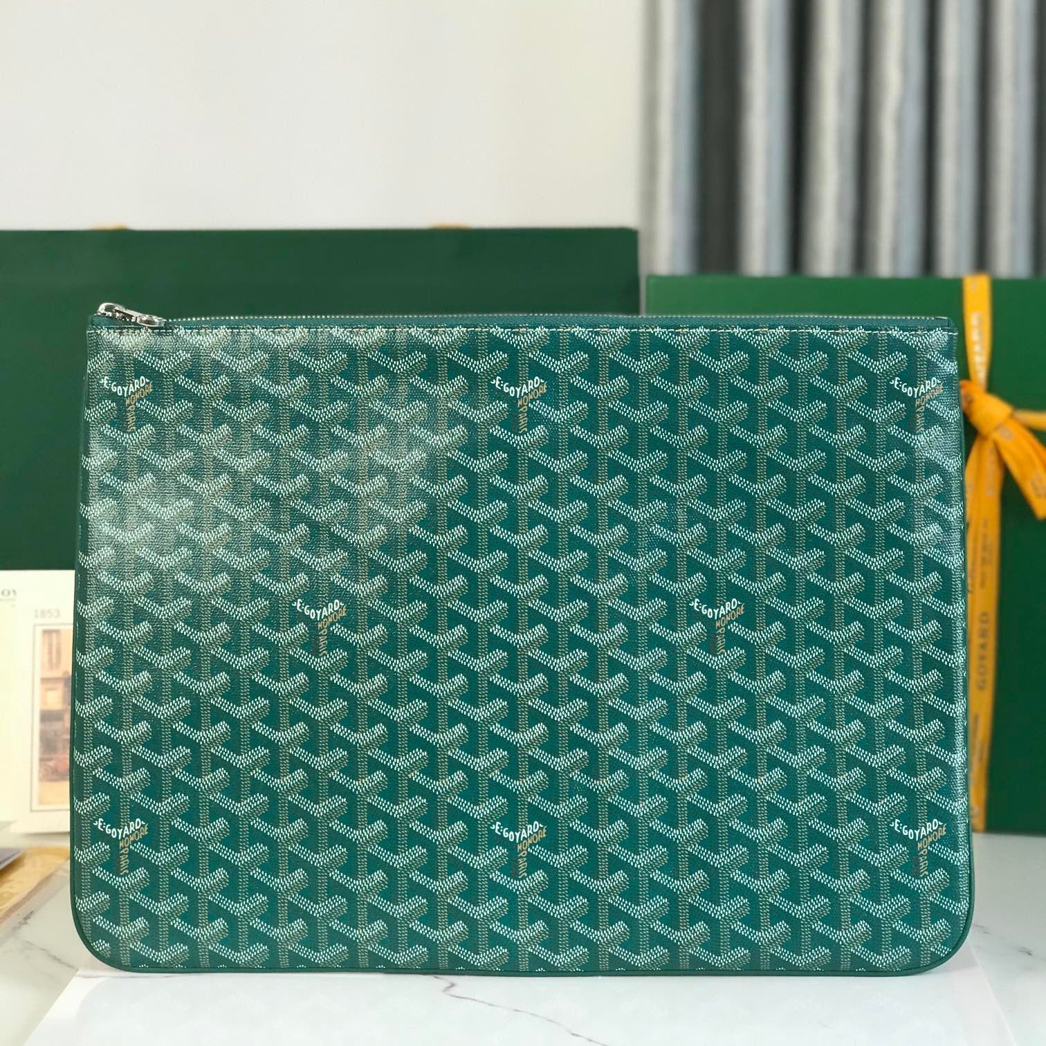 SÃ‰NAT MGM POUCH 40 IN GREEN GOYARDINE CANVAS