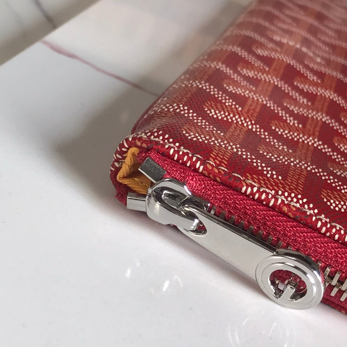 SÃ‰NAT MGM POUCH 40 IN MONZA RED GOYARDINE CANVAS