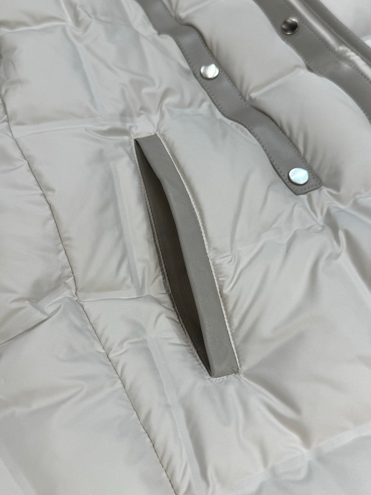 LP 25 Hooded Long Goose Down Light Gray Jacket with Fur Trim 124985