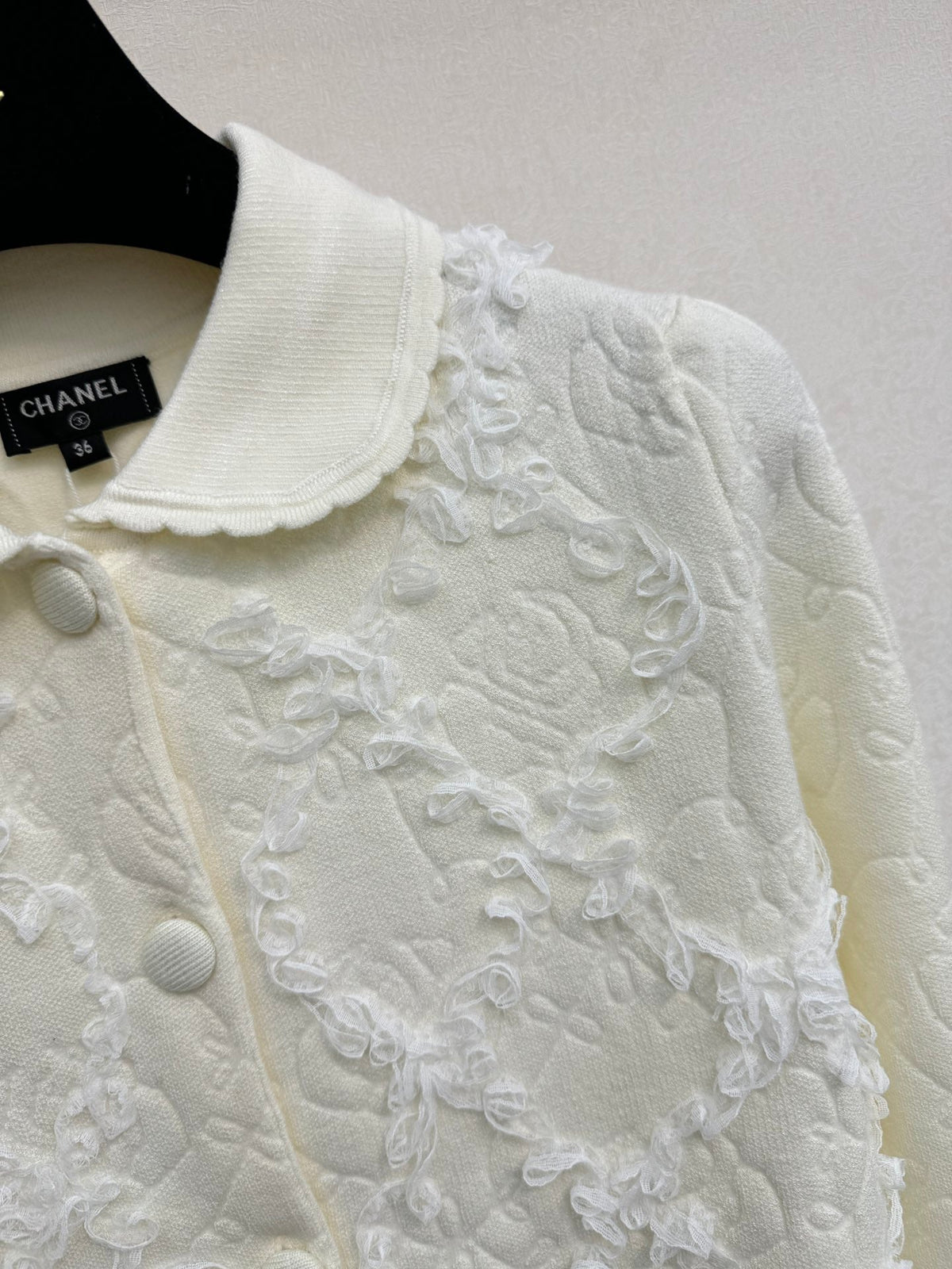 Chanel 2026 Cardigan Cream-white Wool 424706