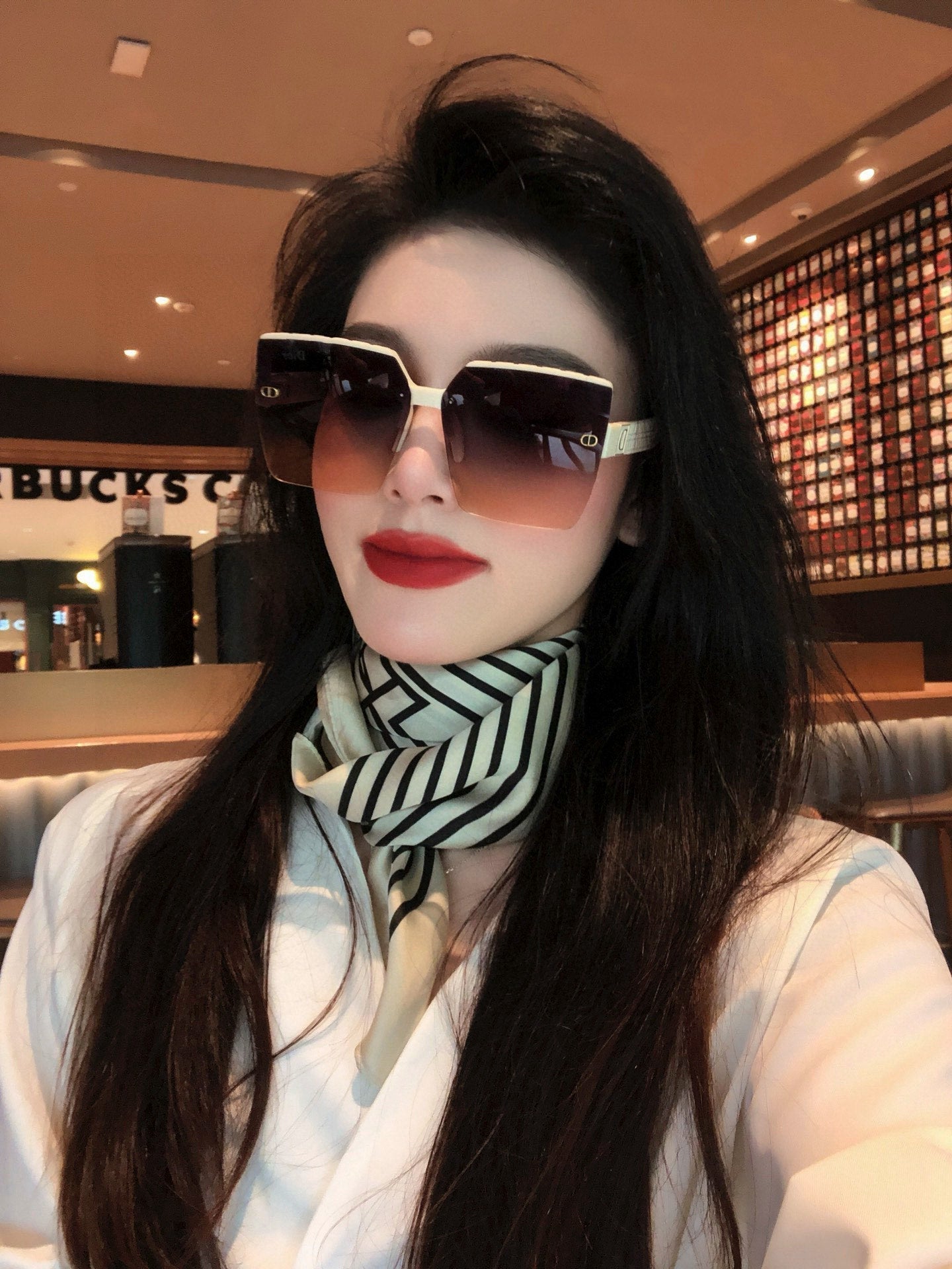 MONTAIGNE SUNGLASS D9805 IN ACETATE