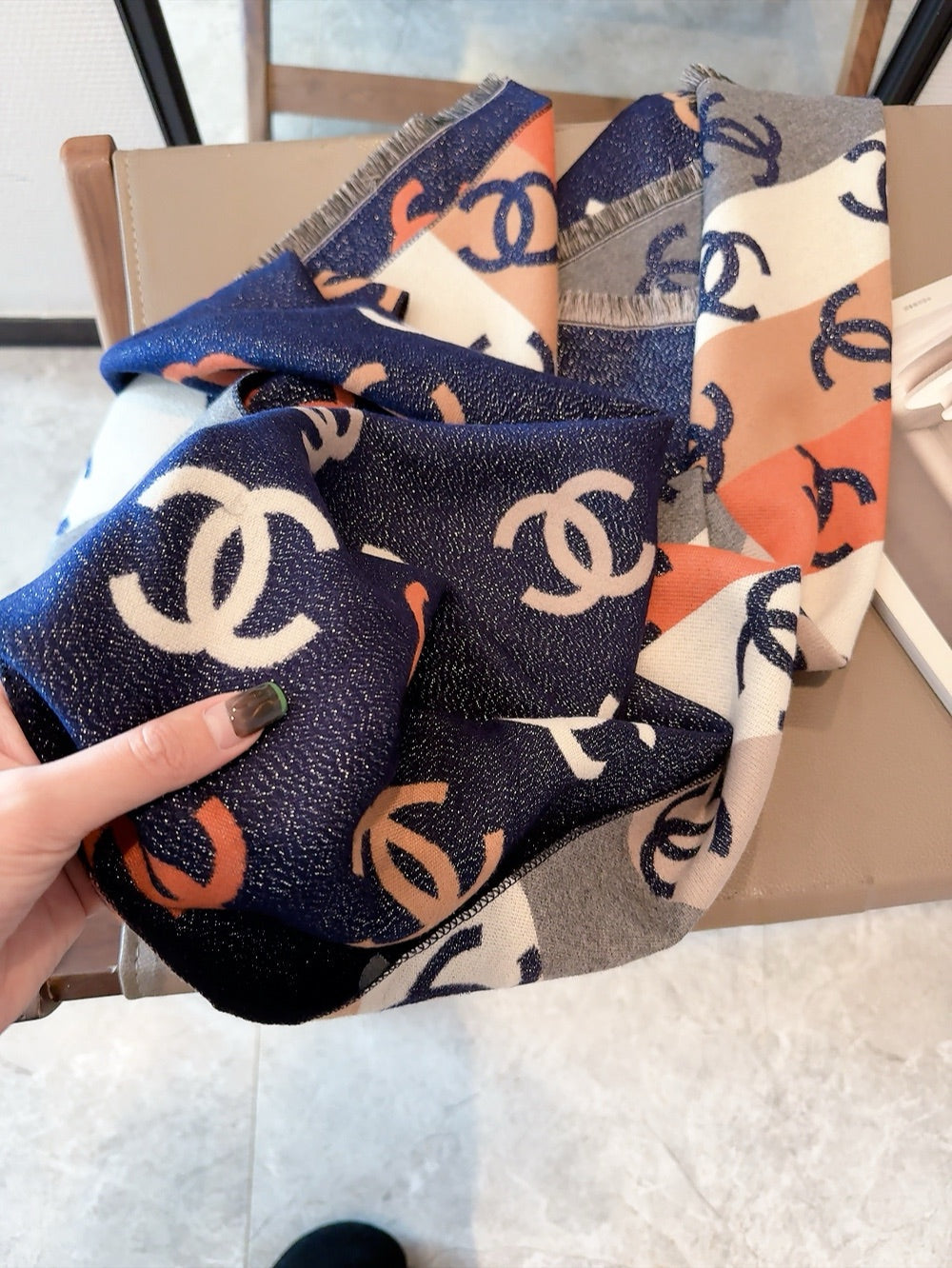 CC Scarf 180 CM In Colorful Two-Sided Wool Cashmere 383985