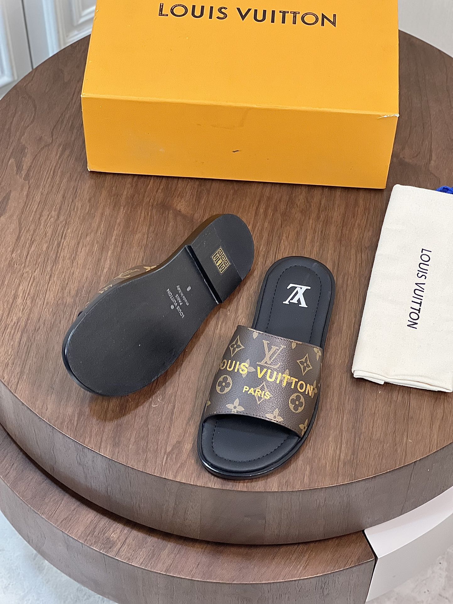 LV OASIS MULE CHOCOLATE BROWN MONOGRAM CALFSKIN