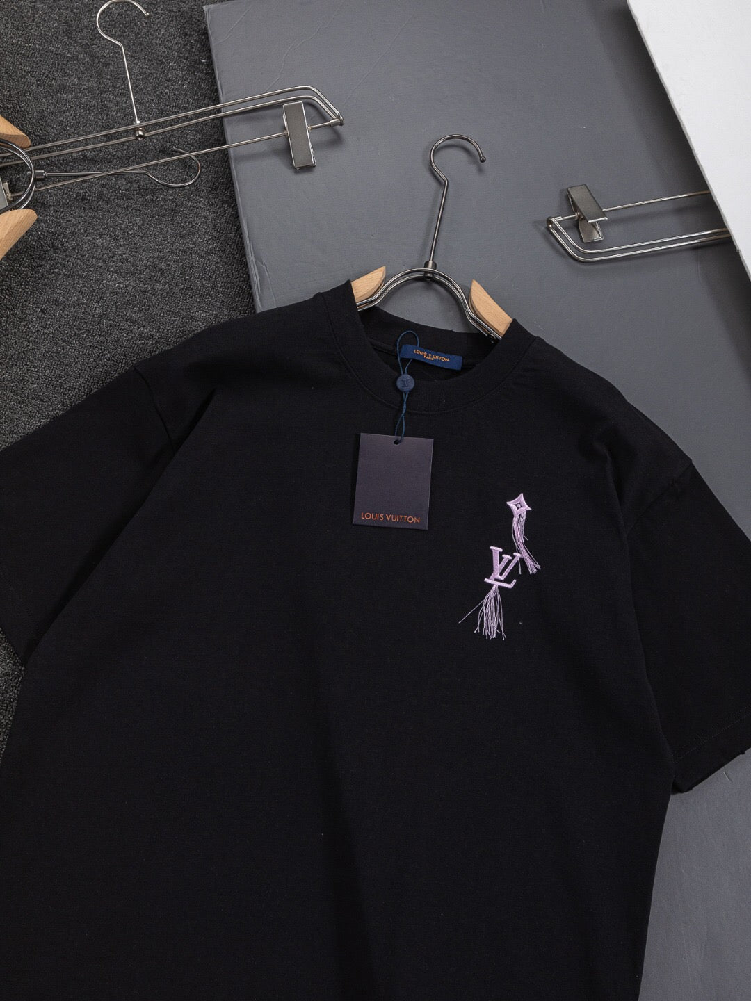 LV 26A Short-Sleeve T-Shirt Black Multicolor Cotton 405640