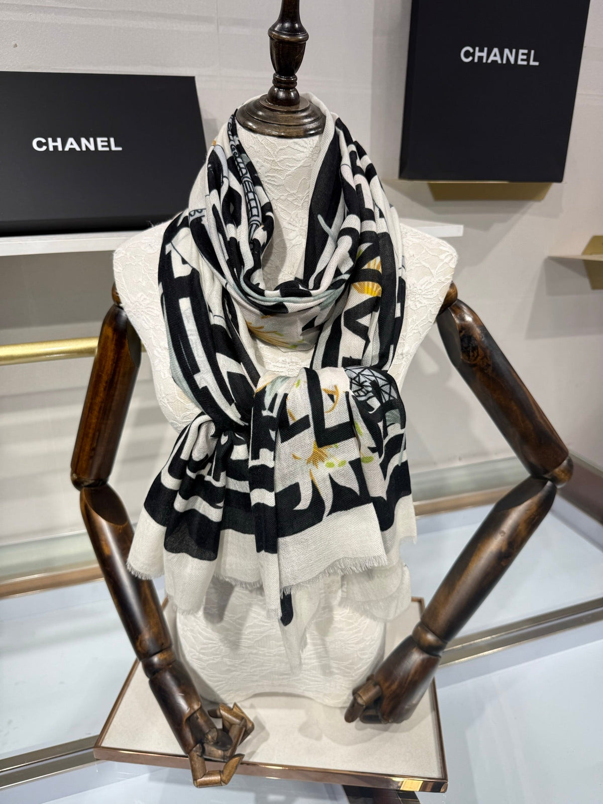Chanel 2026 Architectural Motif Scarf 200cm Cashmere 213271