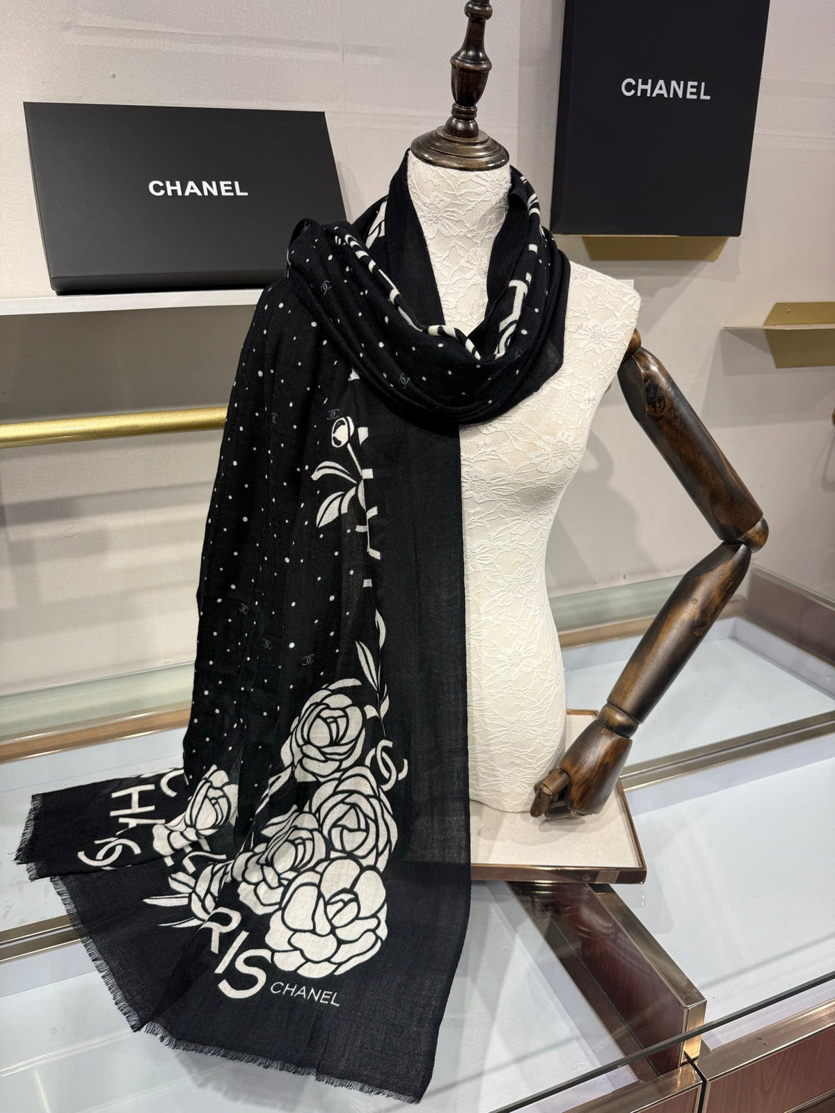 Chanel 2026 Polka-Dot Motifs Scarf 200cm Cashmere 213281