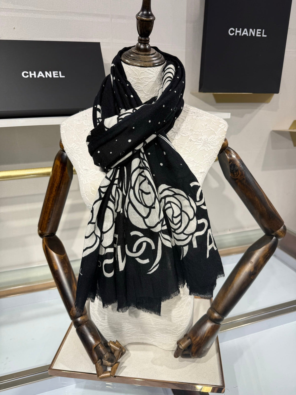 Chanel 2026 Polka-Dot Motifs Scarf 200cm Cashmere 213281