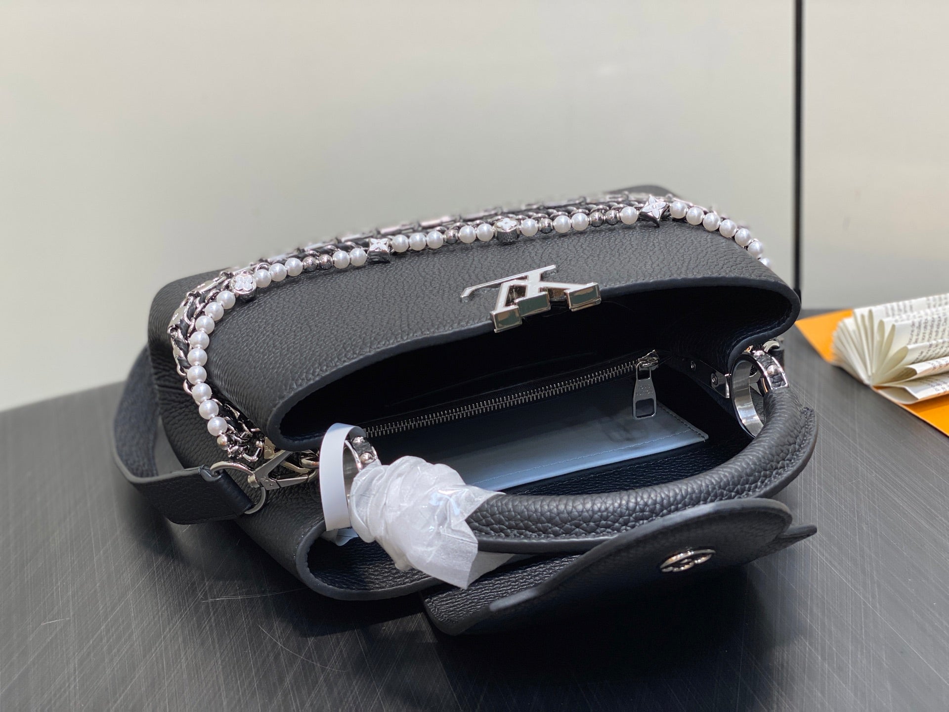 LV Capucines Black Taullon Cowhide 331017