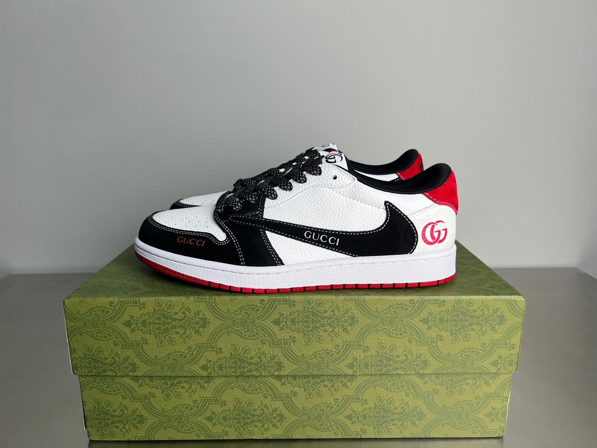 GGx Nike Men's Sneaker Black White Cowhide 585801