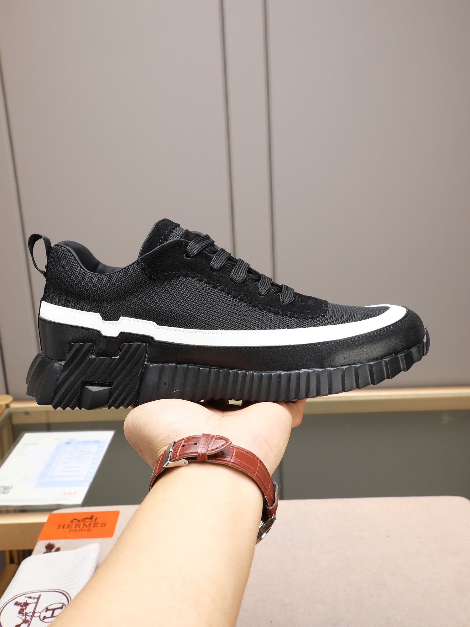 HM Men's Bouncing Sneaker Black White Calfskin Fabric 754131
