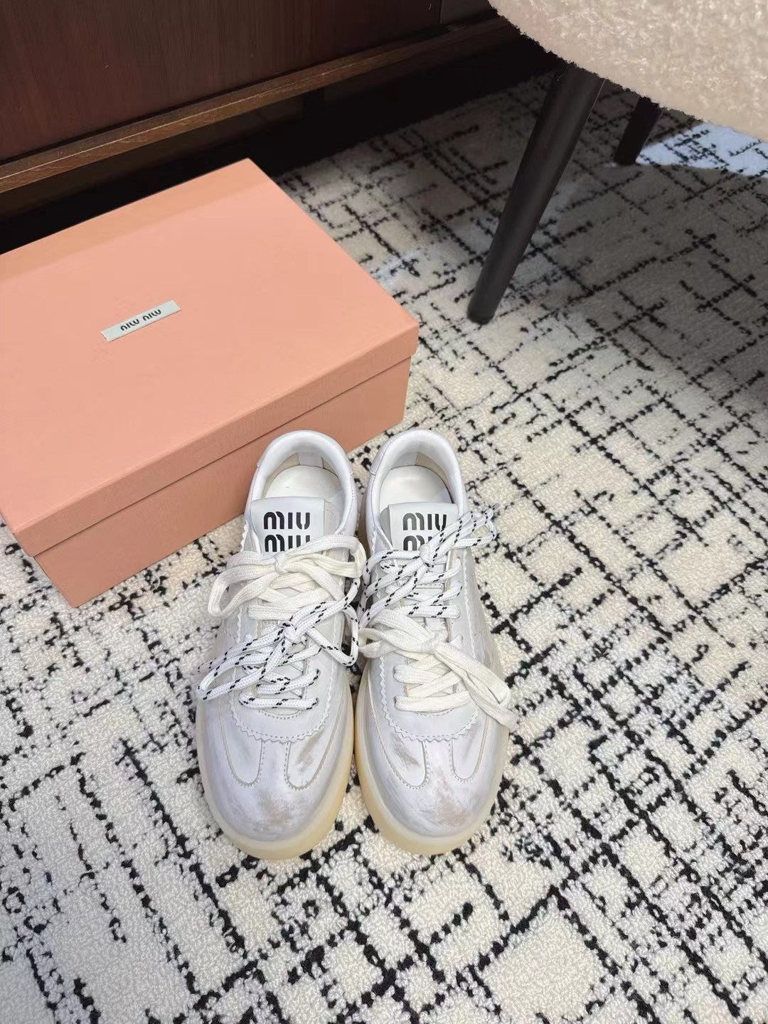 Miu Sneakers Balance Smoky White Calfskin
