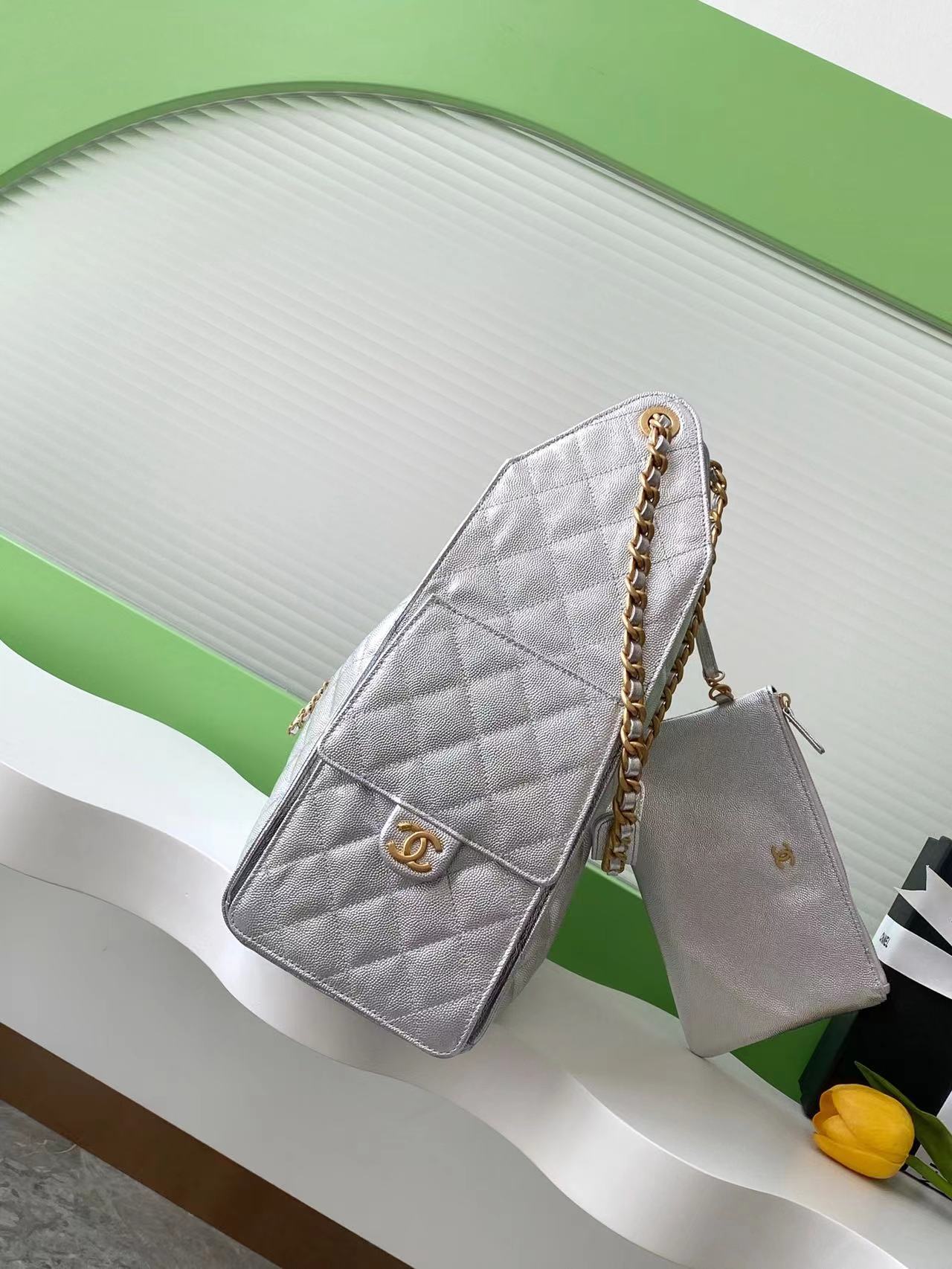 CC 25C Hobo Bags 40cm Silver Metalic Grained Calfskin