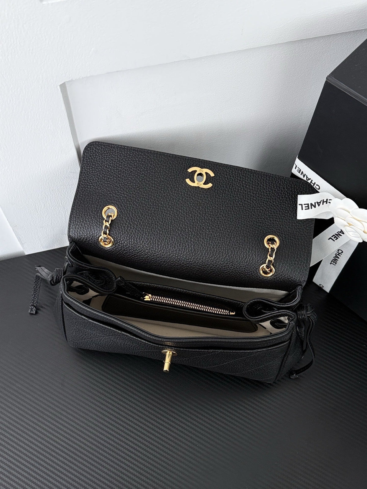 Chanel 2026 Chain Baguette 29cm Bag 167453