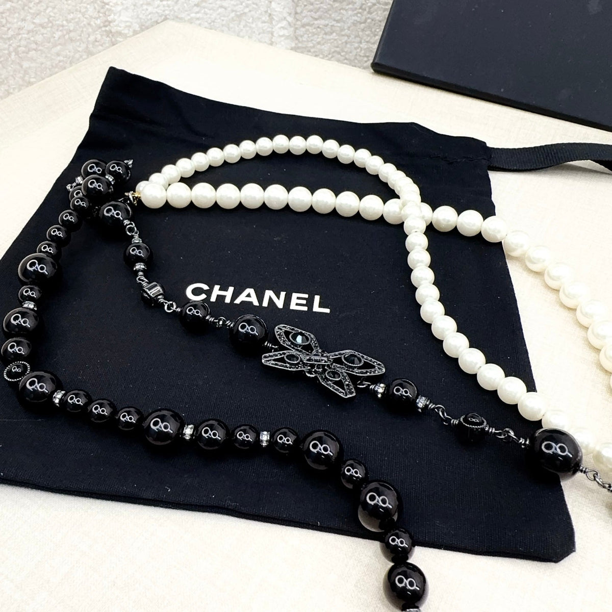 Chanel 2026 Hand-Woven Pearl Waist Chain Black 218095