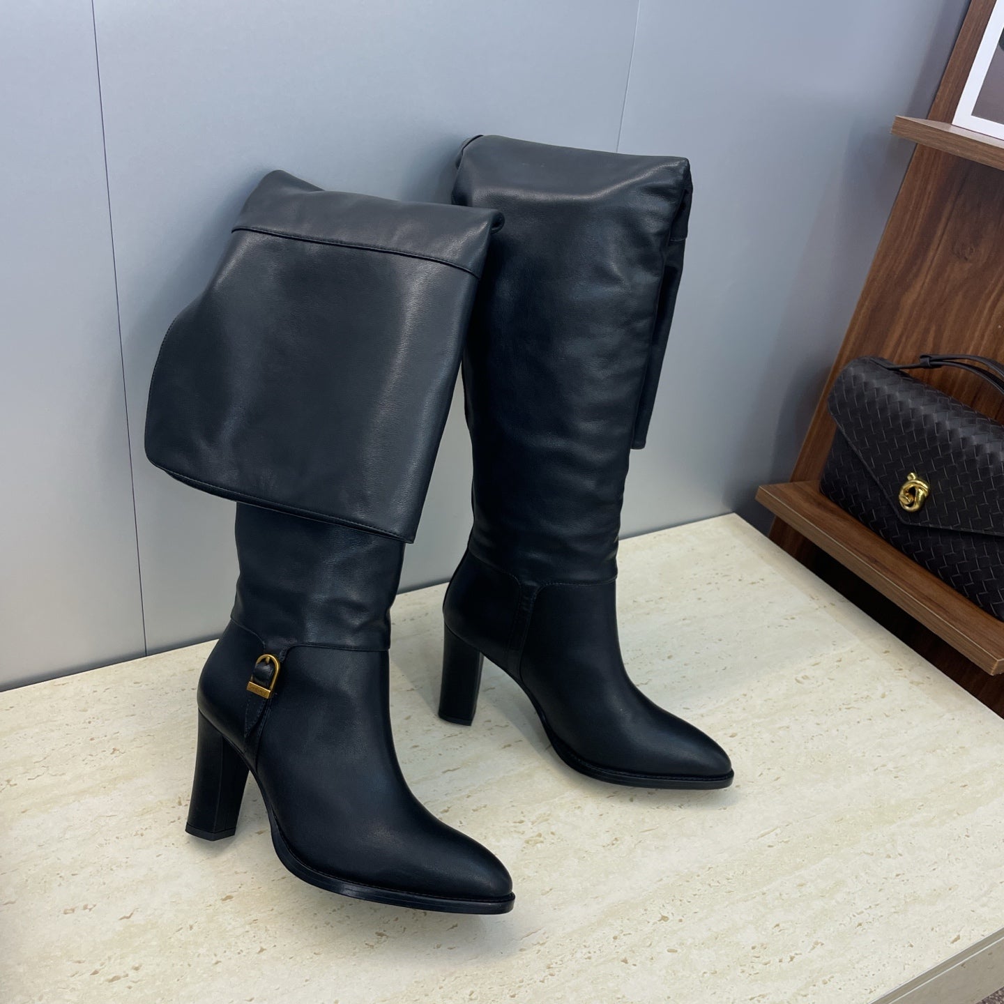 YSL 2025  High-Heeled Pointed-Toe Knee-High Rider Boot Black Calfskin 574018