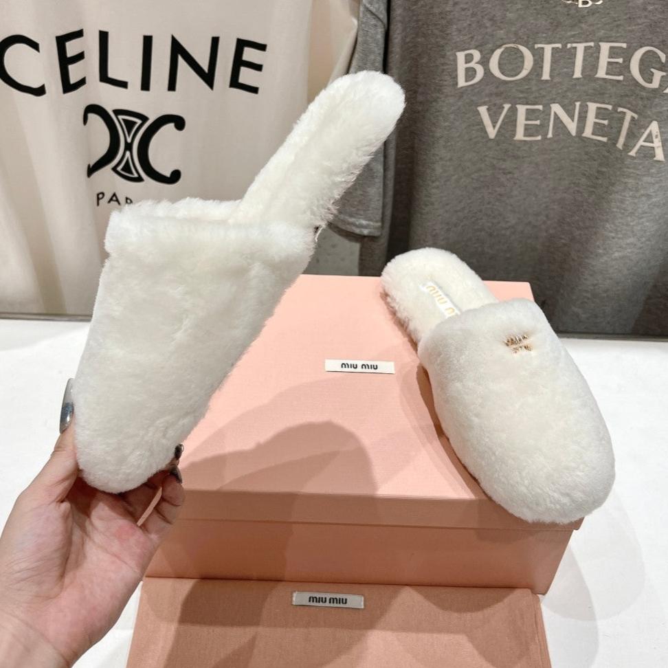 Miu Slippers White Soft Imported Wool And Fur