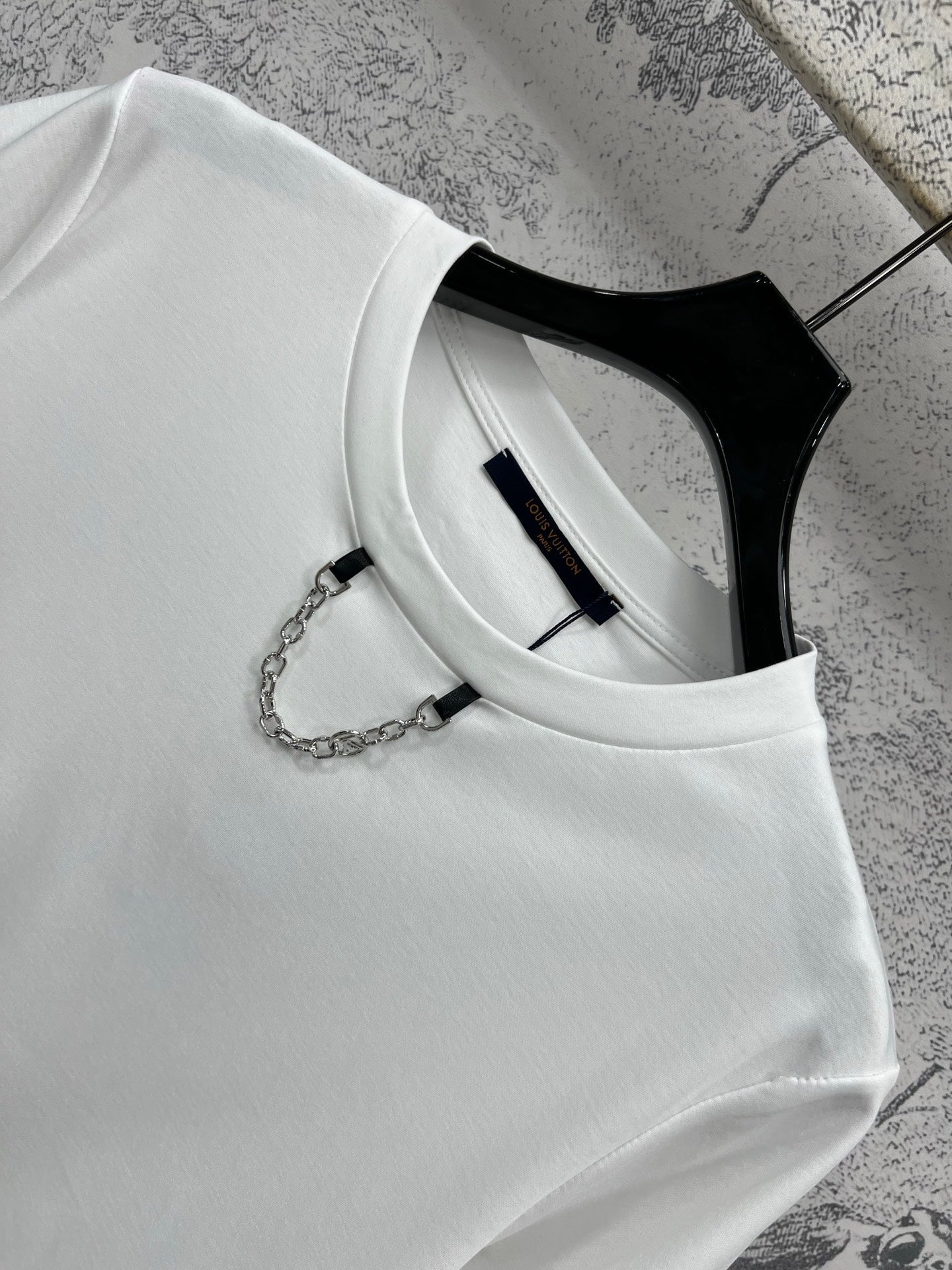LV 25 Short-Sleeved T-shirt Back Logo Print White Cotton