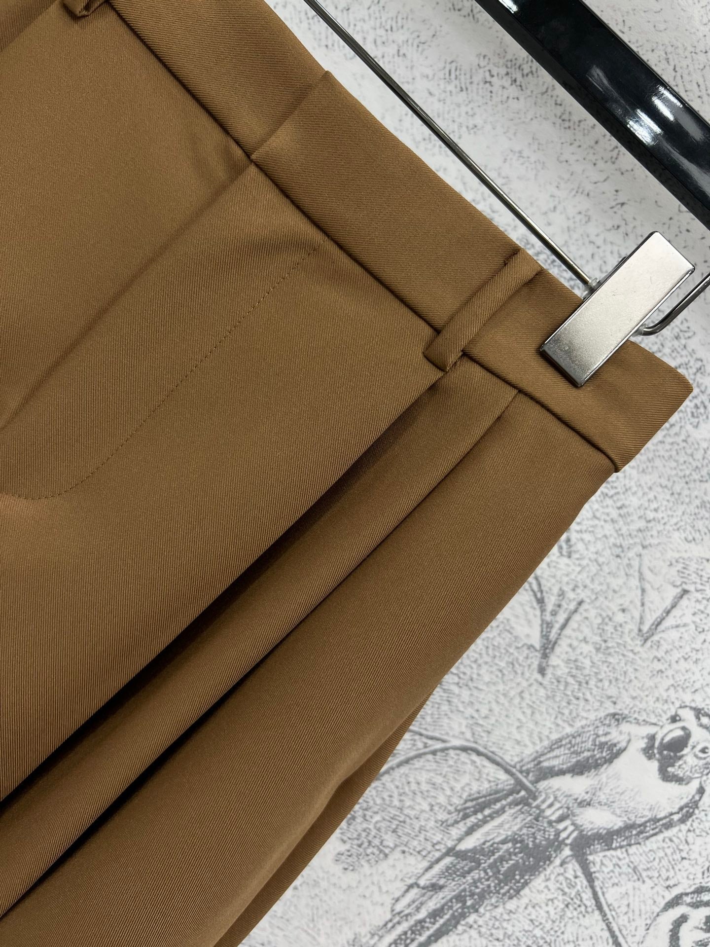 Loewe 25 Pleated Short Skirt Khaki Brown Polyester Fiber