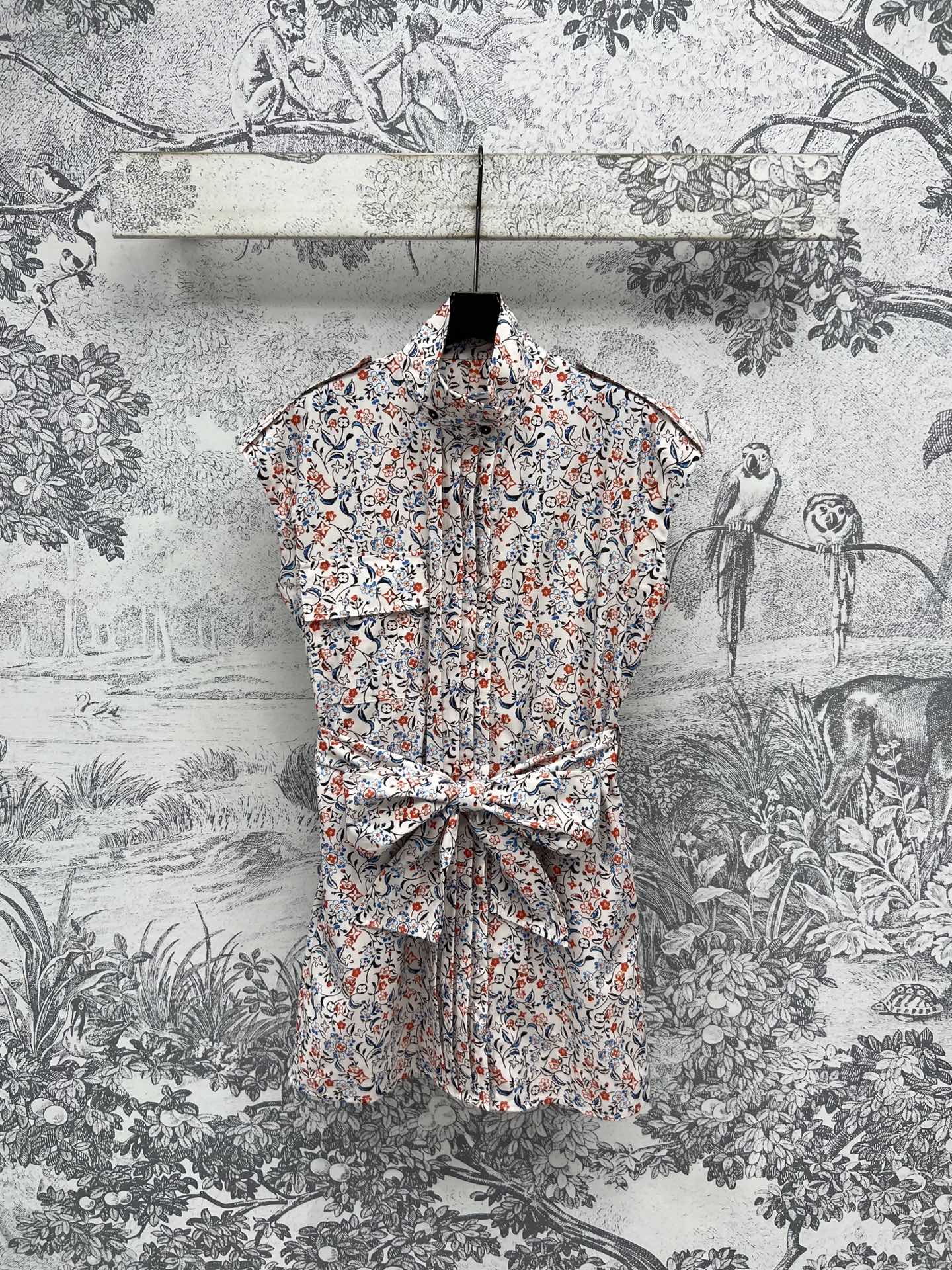 LV 25  Floral Print Stand-up Collar Sleeveless Dress Multicolor Poliester