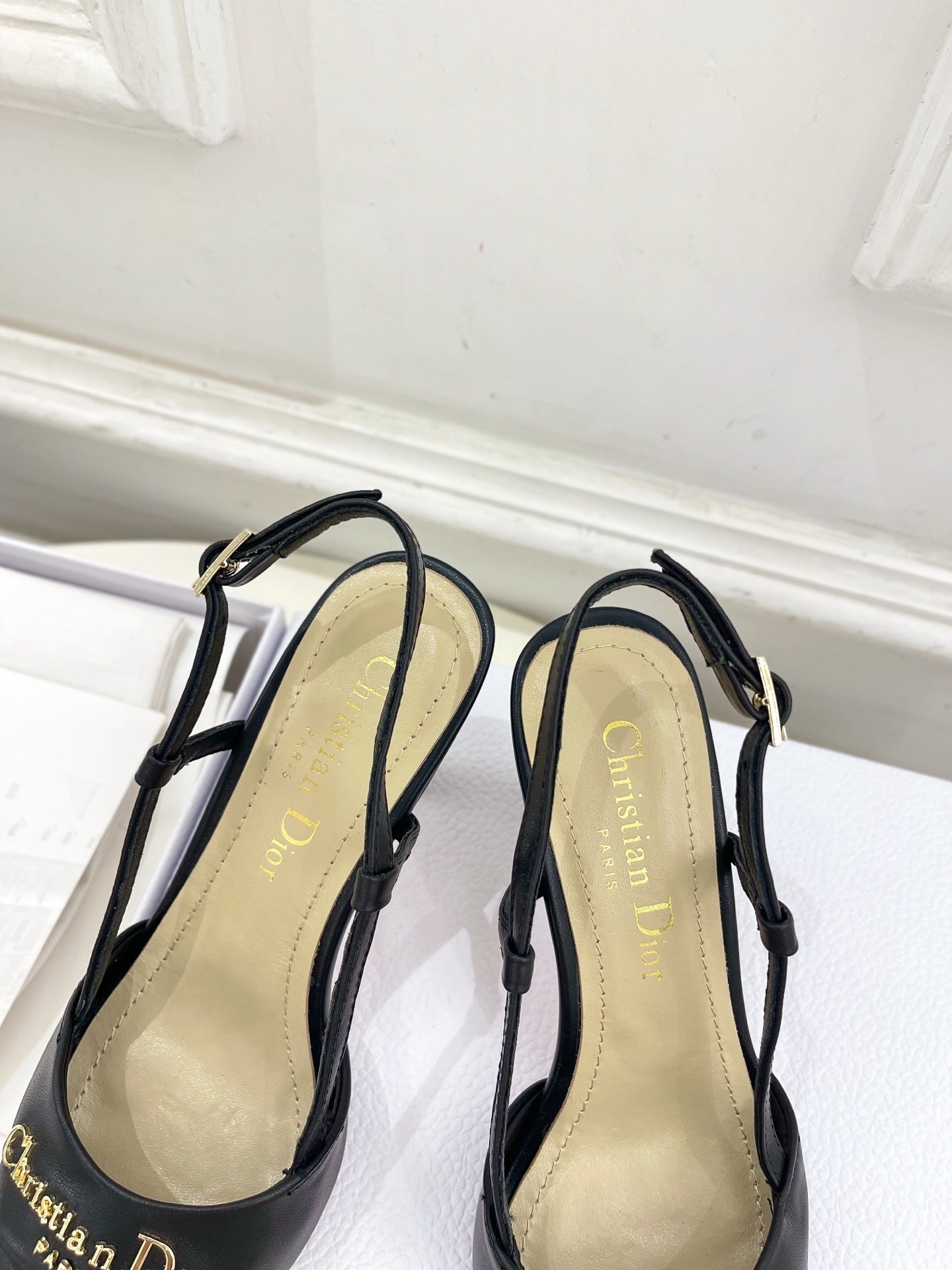CD 25 Slingback Heel Black Leather 307431