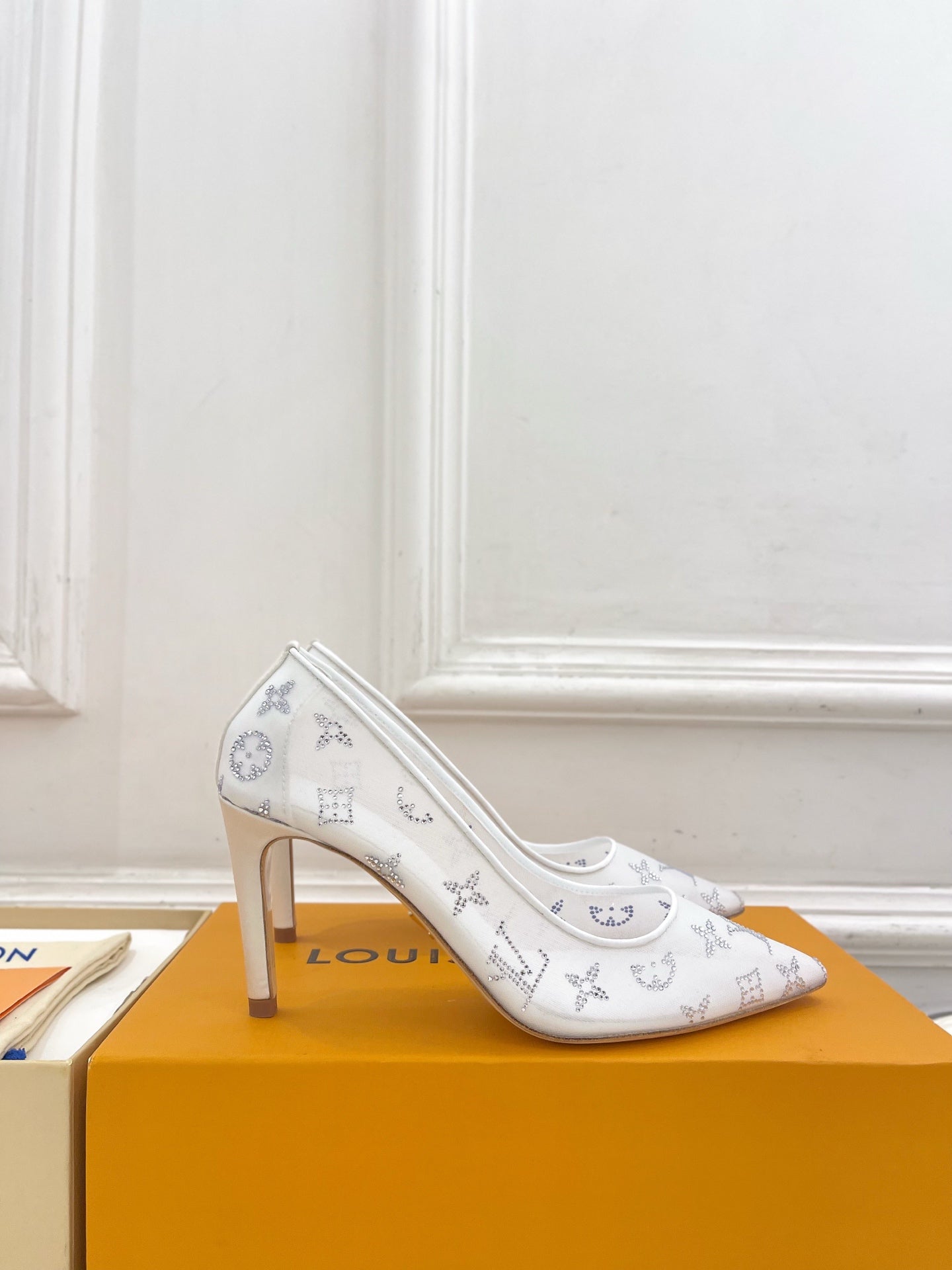 Louis Vuitton 2026 Gala Pump 85mm White Mesh Leather