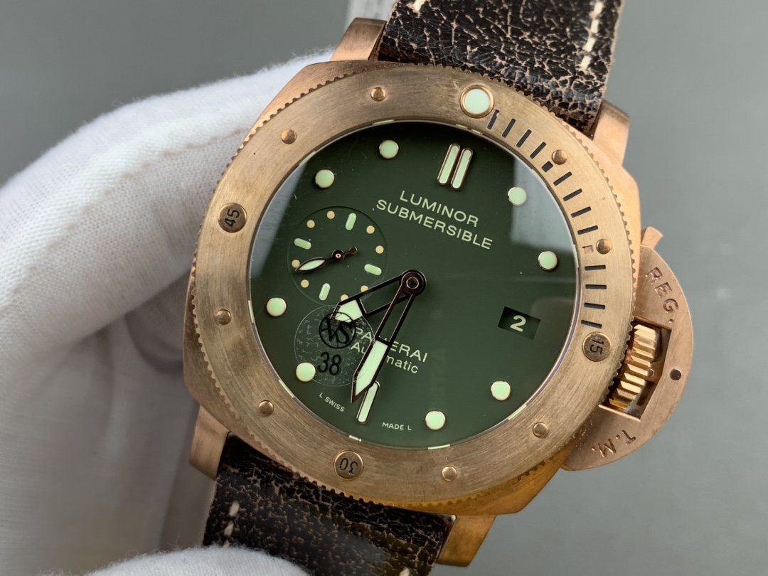 LUMINOR SUBMERSIBLE 1950 47MM BRONZE GREEN DIAL