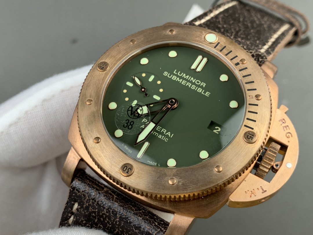 LUMINOR SUBMERSIBLE 1950 47MM BRONZE GREEN DIAL
