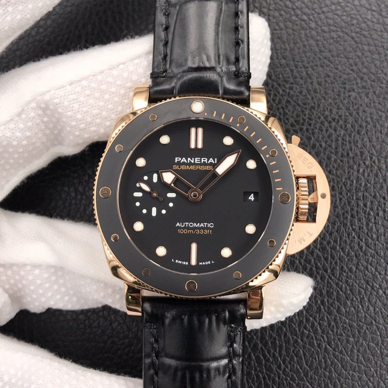 LUMINOR SUBMERSIBLE 47MM GOLD BLACK DIAL