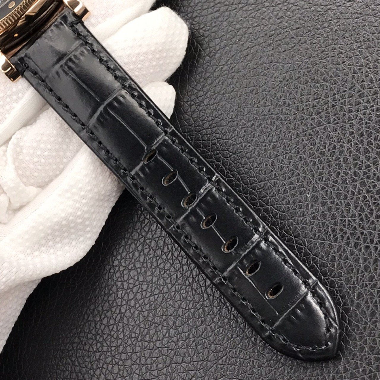 LUMINOR SUBMERSIBLE 47MM GOLD BLACK DIAL