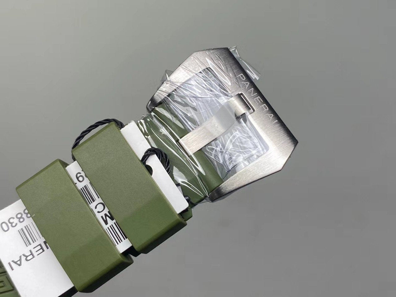LUMINOR SUBMERSIBLE 42MM GREEN DIAL RUBBER STRAP