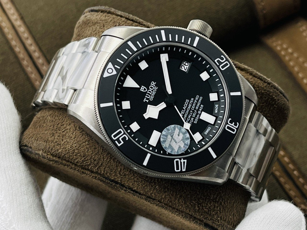 PELAGOS CHRONOMETER AUTOMATIC BLACK DIAL
