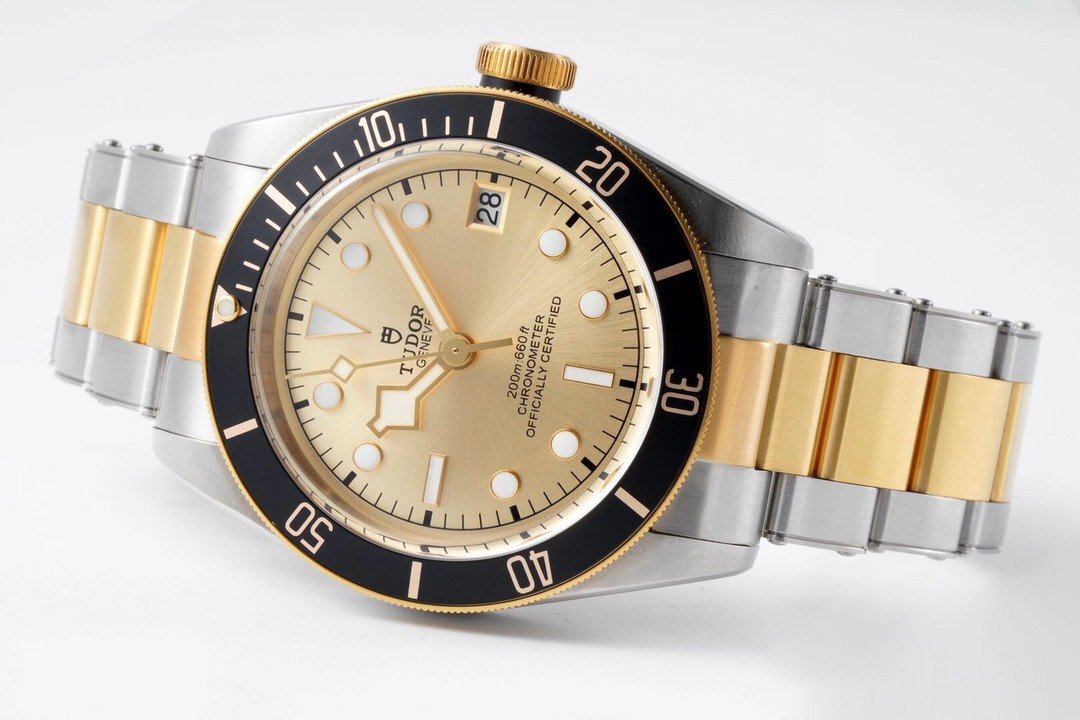 BLACK BAY TWO TONE CHAMPAGNE DIAL