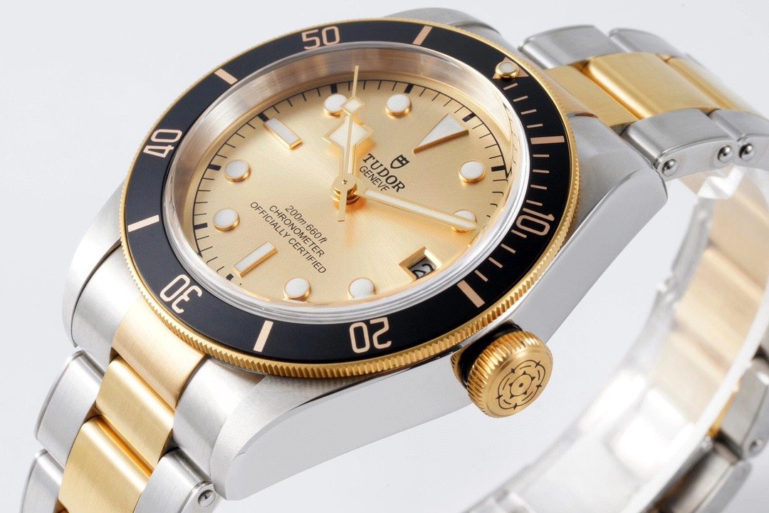 BLACK BAY TWO TONE CHAMPAGNE DIAL