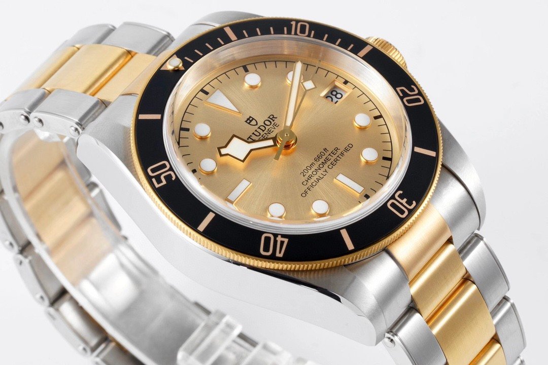 BLACK BAY TWO TONE CHAMPAGNE DIAL